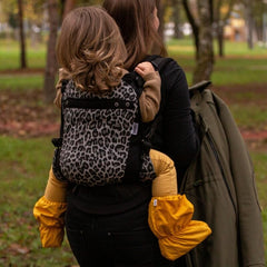 Liliputi Love Buckle Carrier - Leopard-4