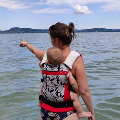 Liliputi Love Buckle Carrier - Welcome Swallow Rouge-3