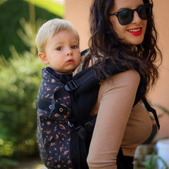 Liliputi Love Buckle Carrier - Universe-1