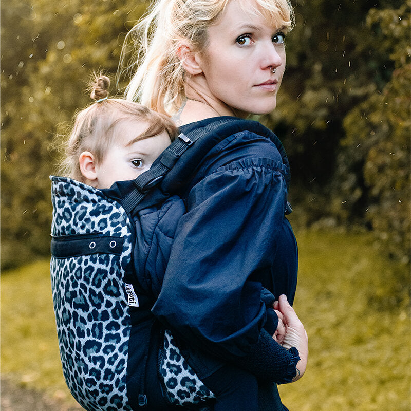 Liliputi Love Buckle Carrier - Leopard-7